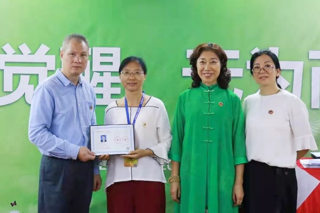 孩子突然不上學了？是提醒家長要覺醒了！