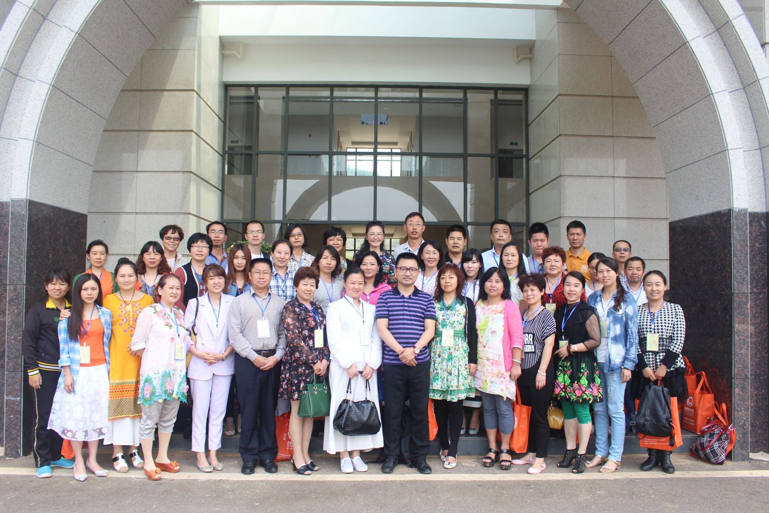 爸媽在線2015年和諧·世界應(yīng)用心理學(xué)博覽會(huì)導(dǎo)師和工作坊