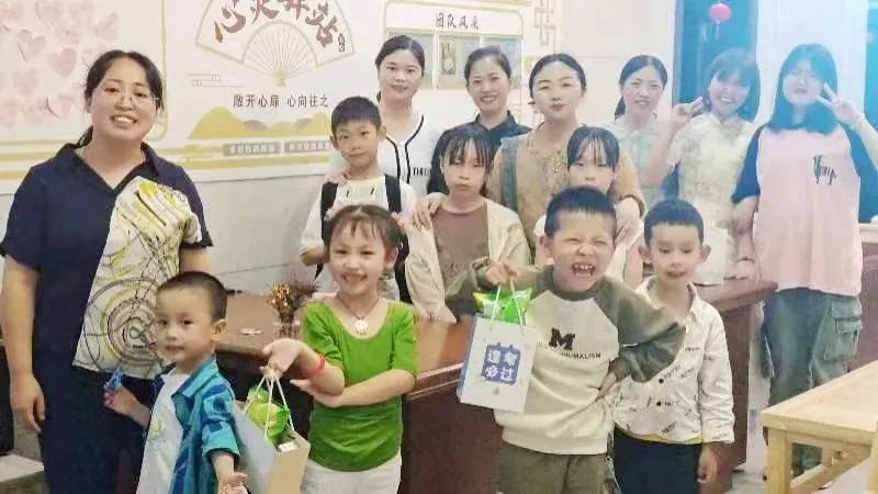 1729068033912633.jpg 1729068033912633.jpg