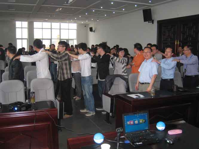 1731553922444963.jpg 學員們互動.jpg