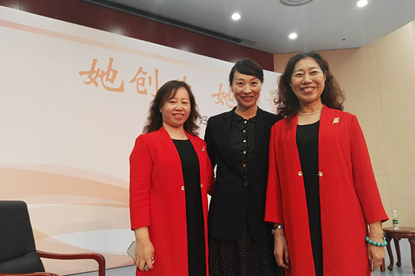 相片5會(huì)場(chǎng)2.jpg 相片5會(huì)場(chǎng)2.jpg