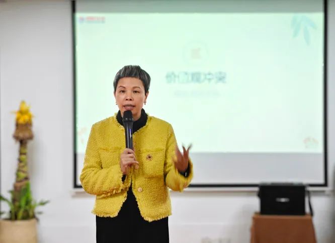 1743641059280448.jpg 640 (1).jpg