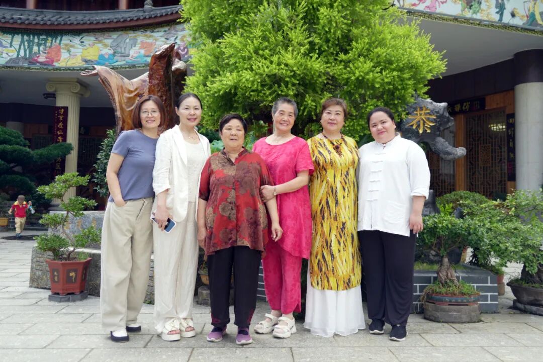 1757757678702278.jpg 1757757678702278.jpg