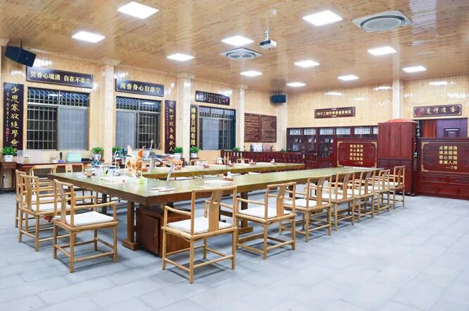 1758417696846133.jpg 640 (1).jpg