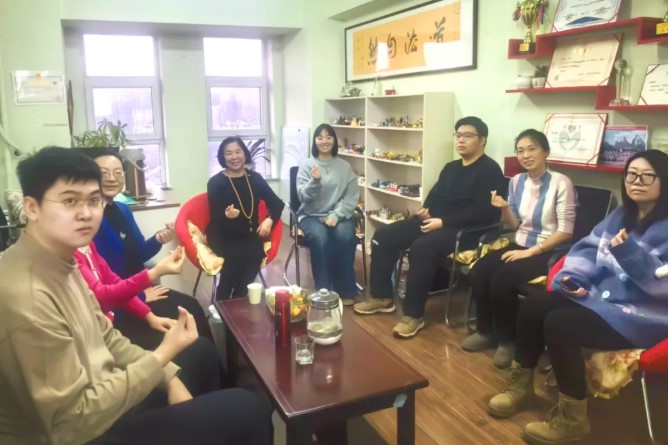 在“無(wú)為”中照見(jiàn)：遼寧爸媽在線(xiàn)中心新手咨詢(xún)師的歐卡牌成長(zhǎng)之旅